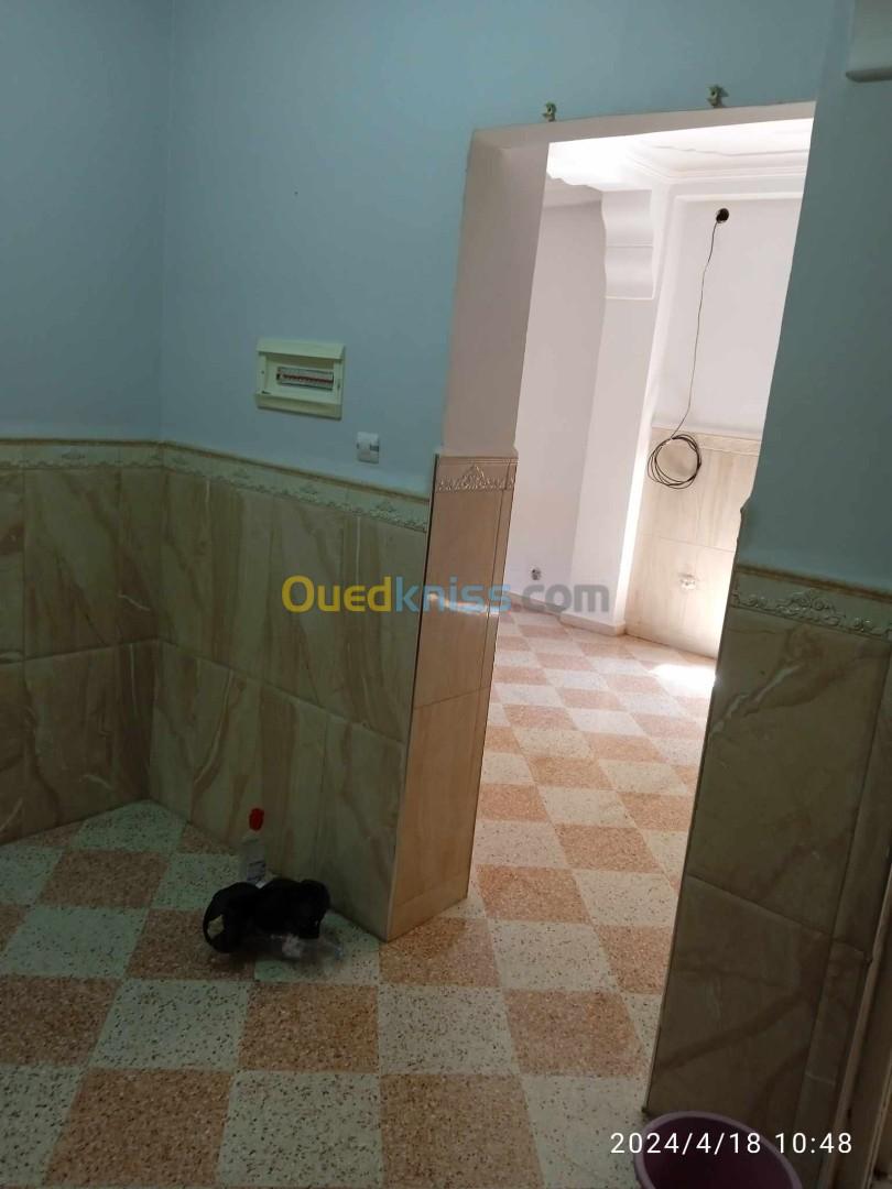 Location Niveau De Villa F3 Alger Reghaia