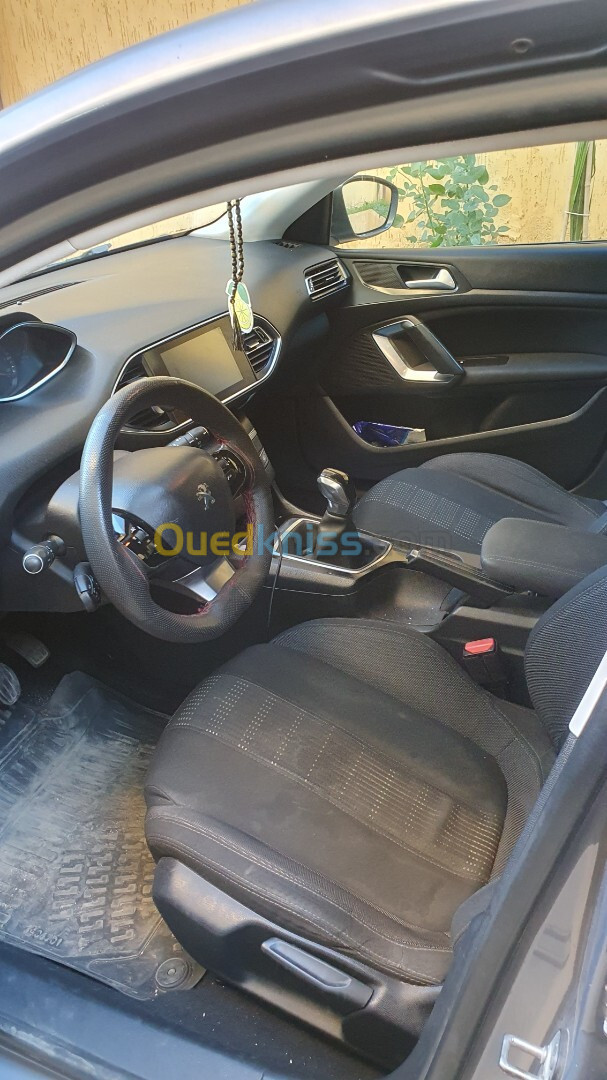 Peugeot 308 2015 Active