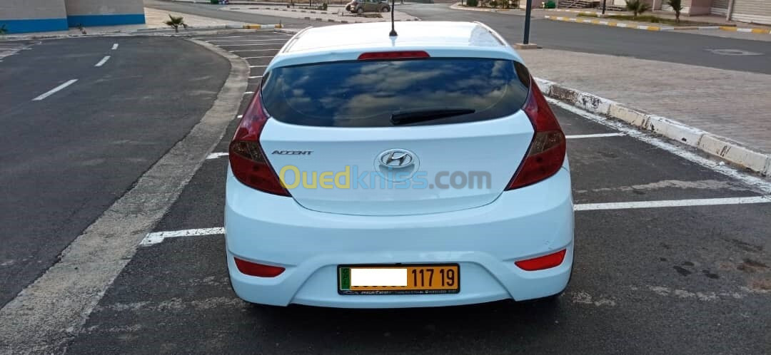 Hyundai Accent RB  5 portes 2017 Préstige