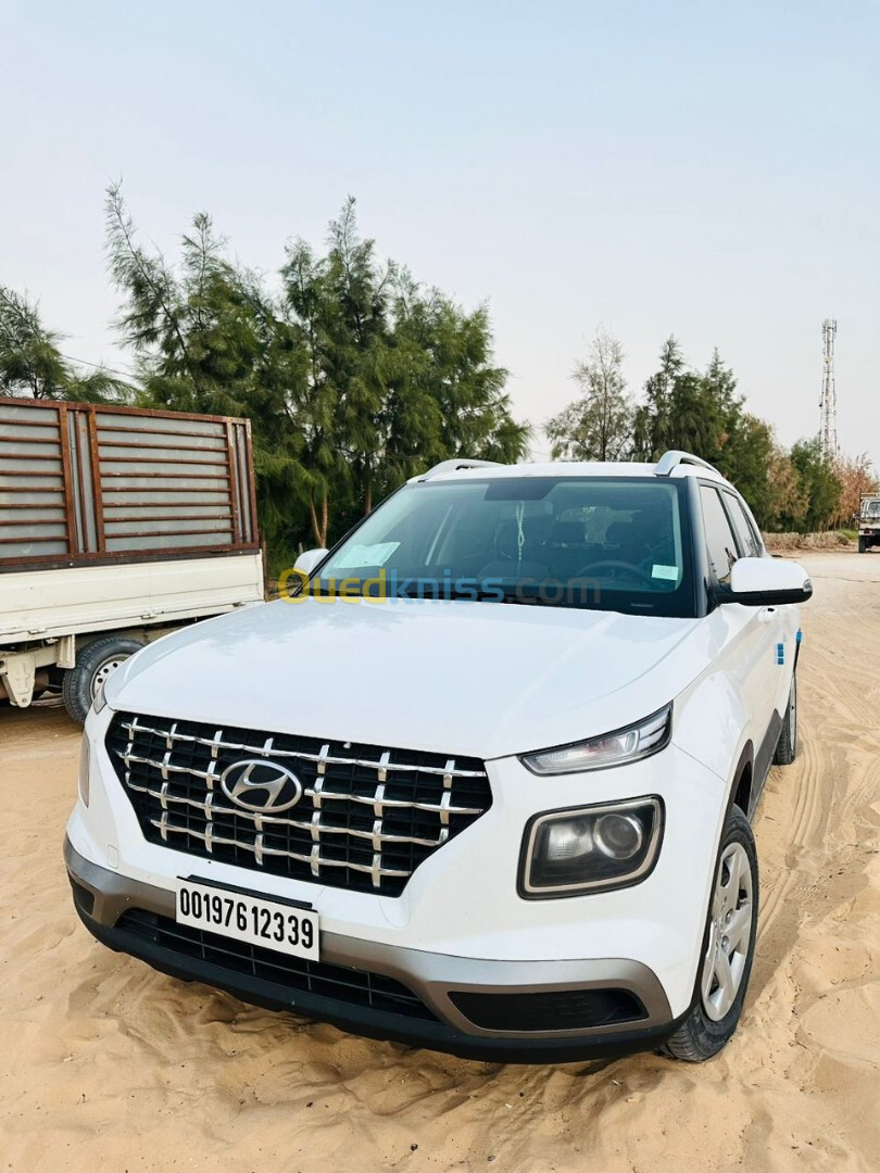 Hyundai فينو 2023 فينو