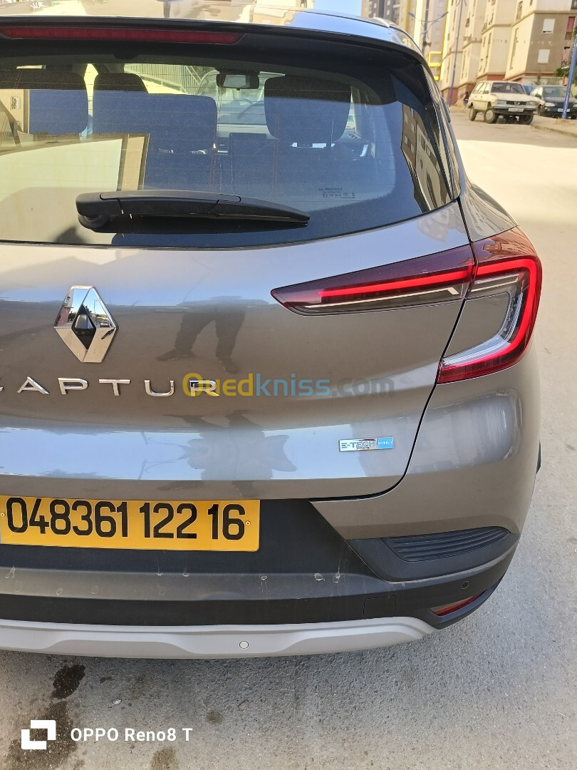 Renault Captur 2022 Hitech