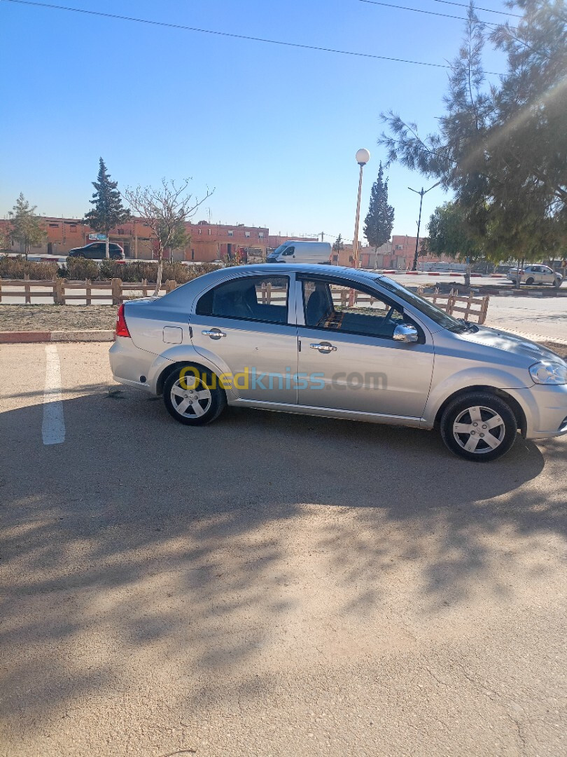 Chevrolet Aveo 4 portes 2012 Aveo 4 portes