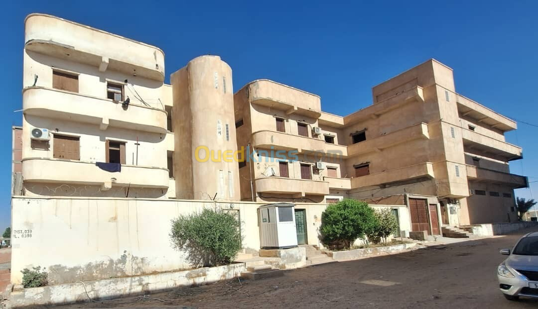 Vente Immeuble Ouargla Hassi messaoud