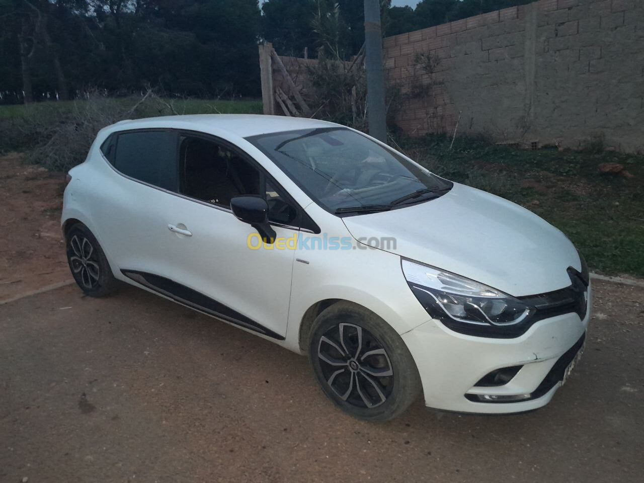 Renault Clio 4 2019 Limited 2