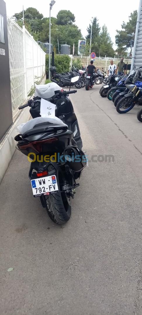 Yamaha Tmax 565 2024 Tech max