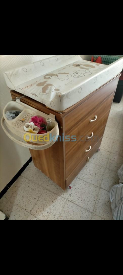 Commode pour bébé 