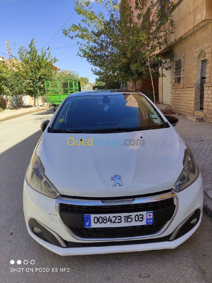 Peugeot 208 2015 Allure Facelift