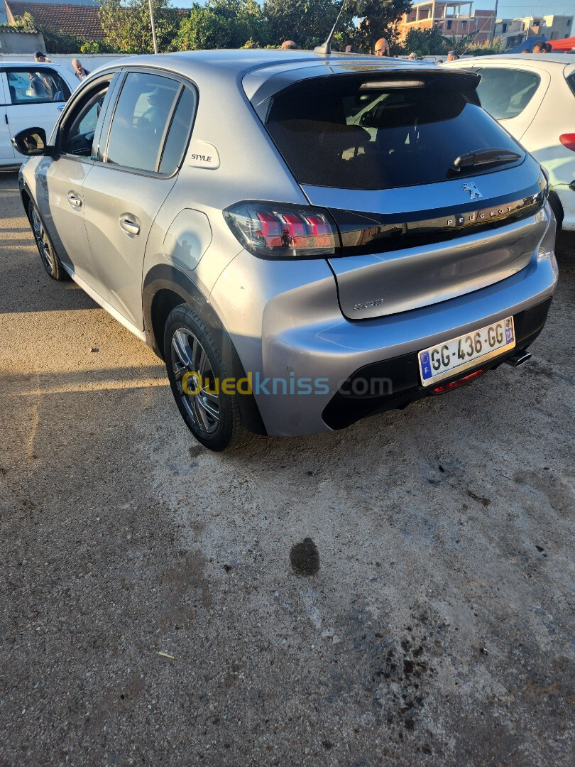 Peugeot 208 2022 Style