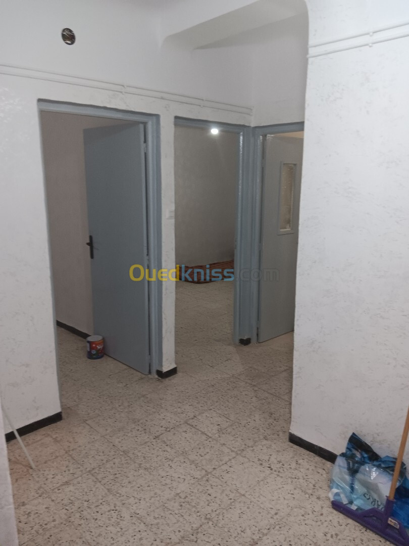 Location Appartement F3 Oran Ain el turck