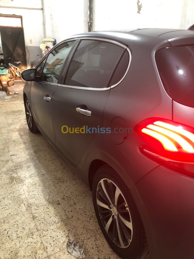 Peugeot 2008 2017 