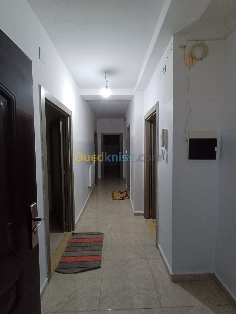 Location Appartement F4 Alger Souidania