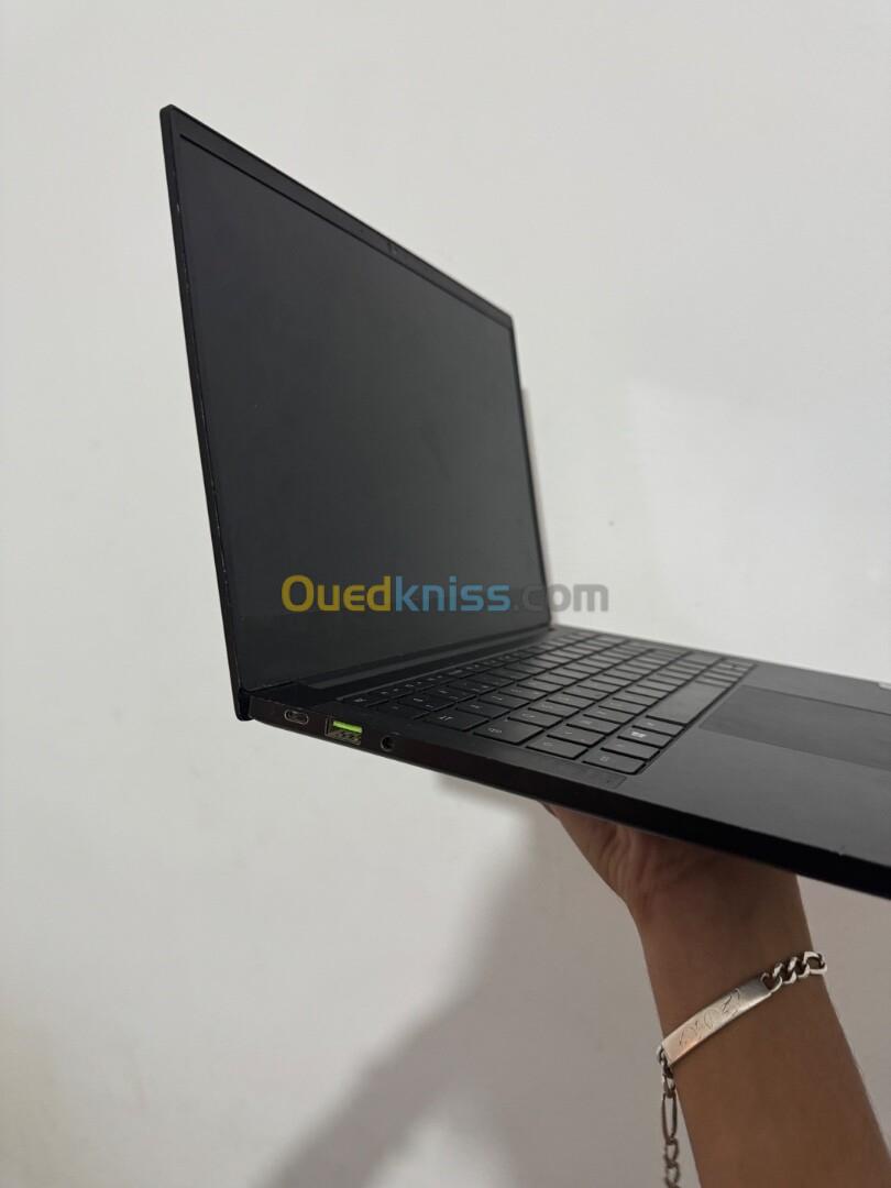  Razer Blade Stealth 13 