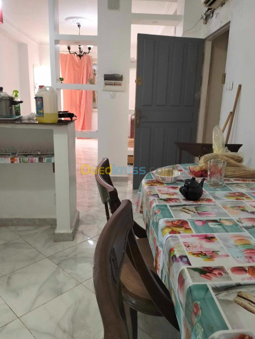 Location Appartement F4 Alger Ain taya