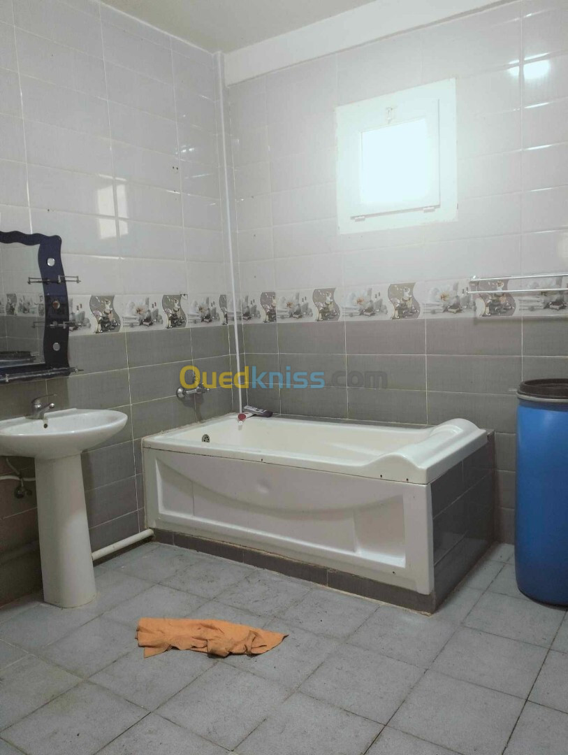 Vente Appartement F5 Alger Bordj el bahri