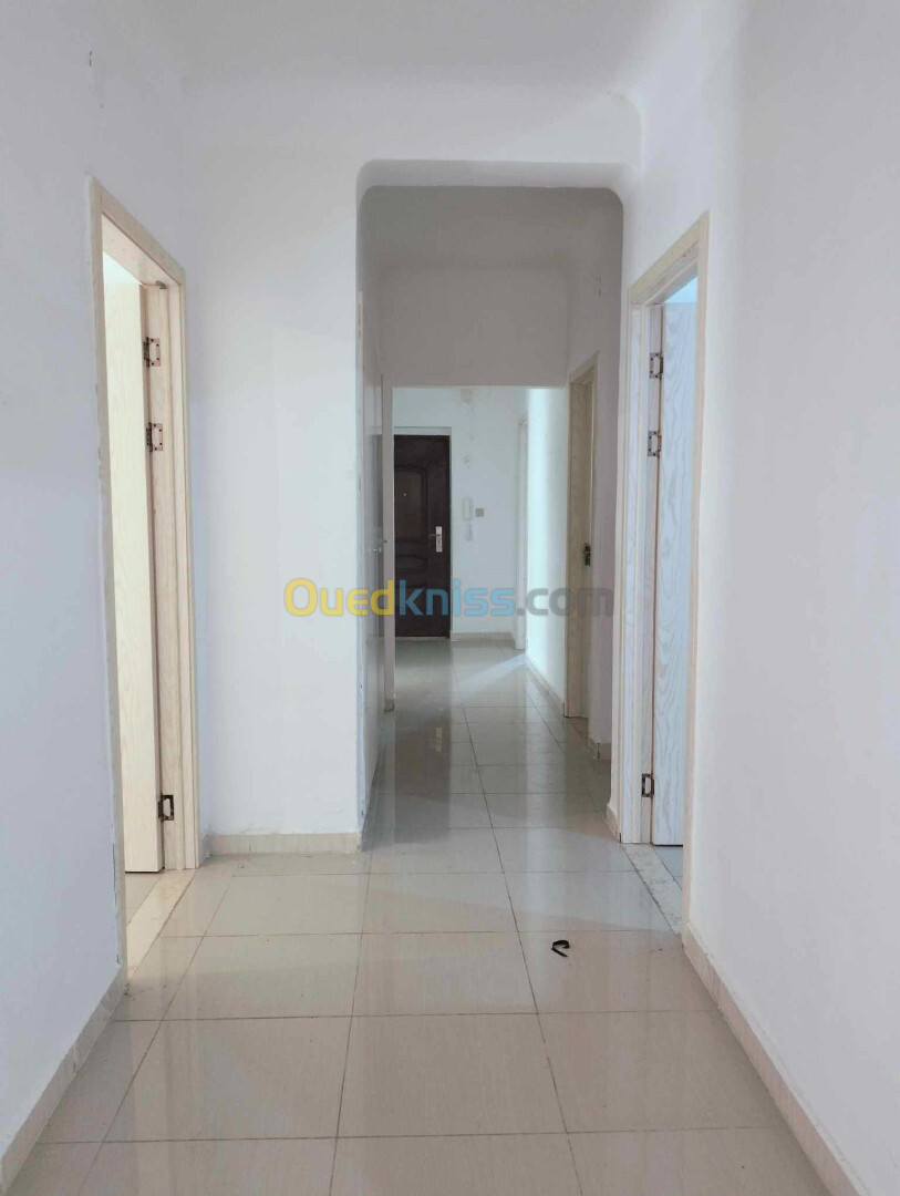 Vente Appartement F5 Alger Bordj el bahri