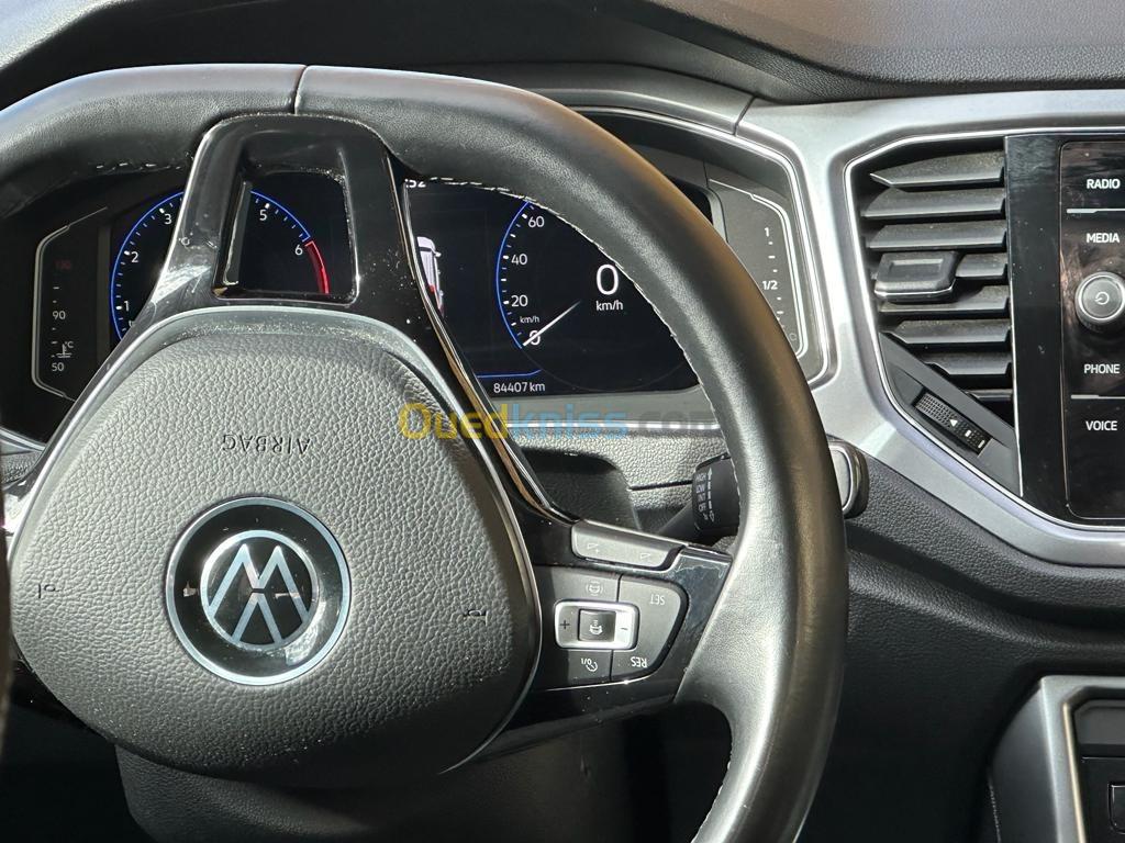 Volkswagen troc T-roc t-roc 2021 active avec cockpit