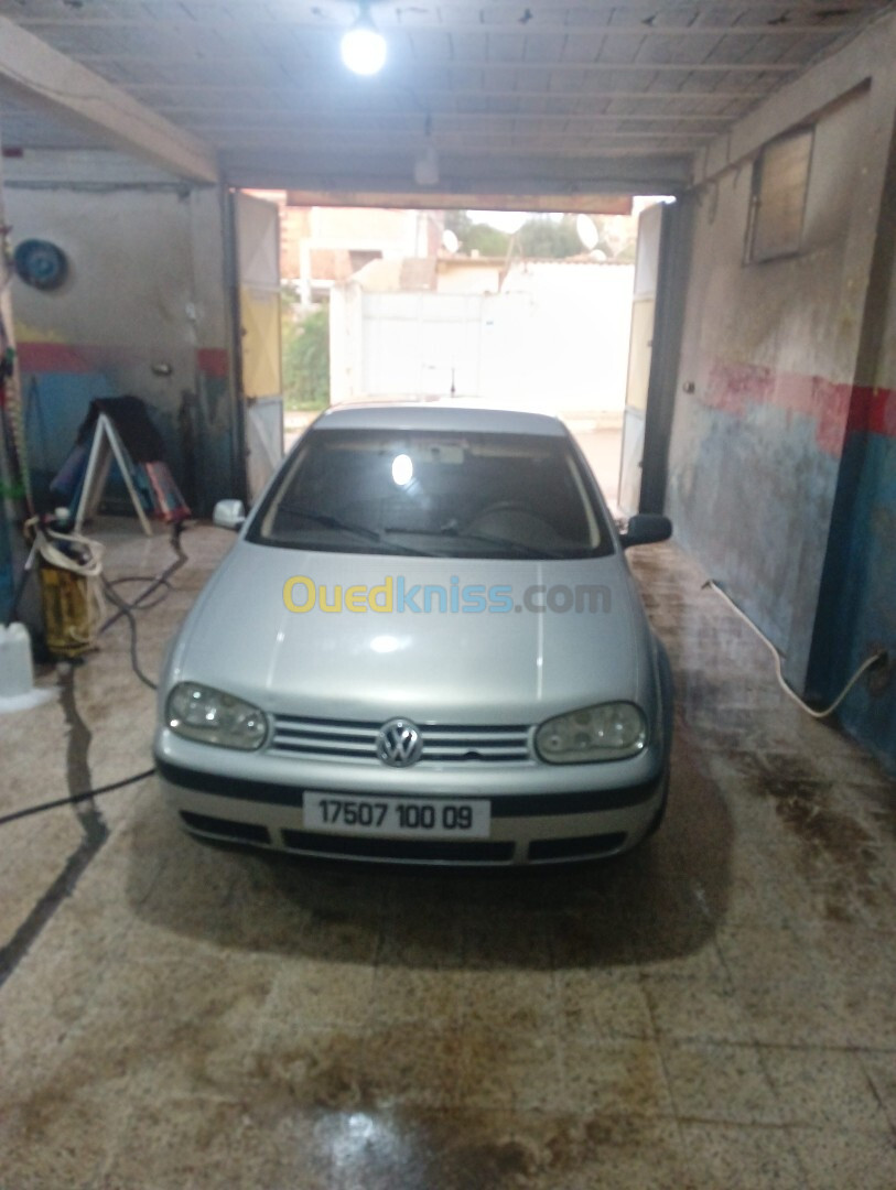 Volkswagen Golf 4 2000 