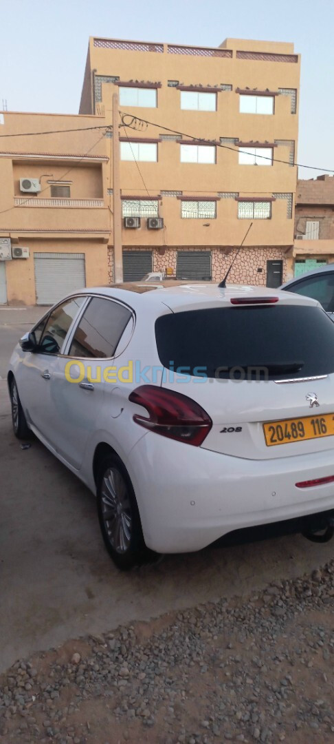 Peugeot 208 2016 Access Facelift