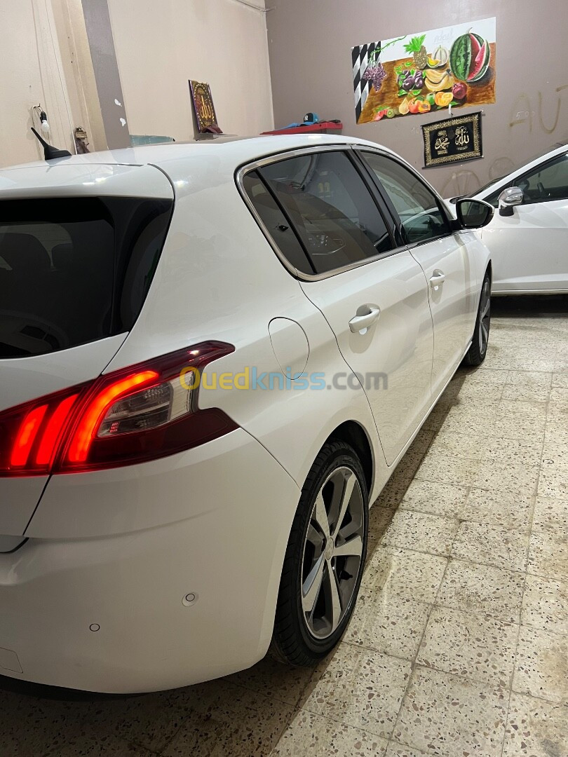 Peugeot 308 2015 Allure