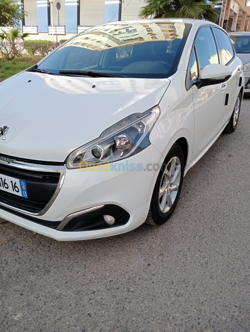 Peugeot 208 2016 Allure Facelift