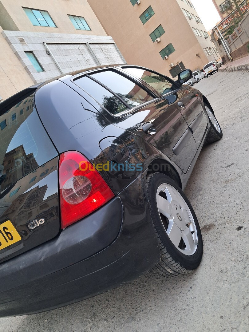 Renault Clio 2 2005 Extreme