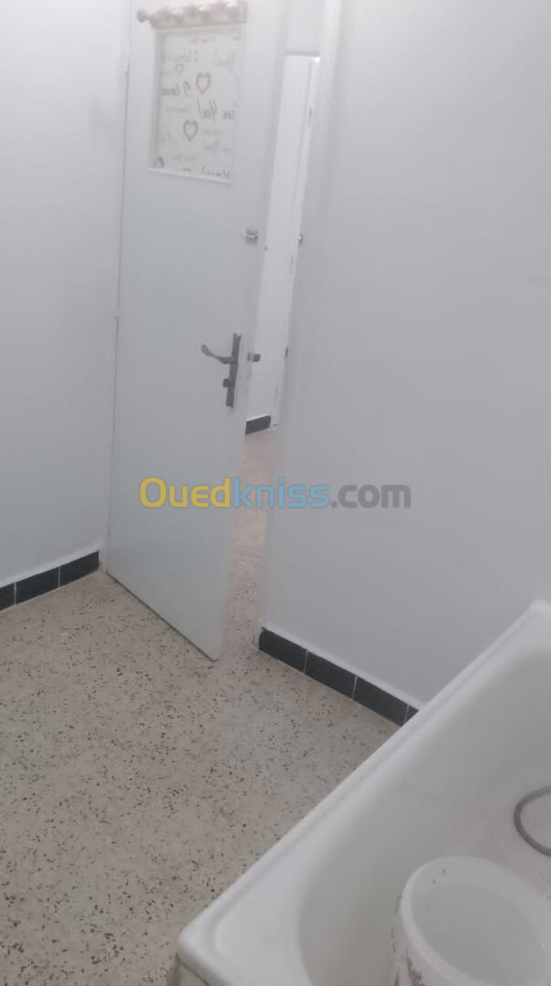 Location Appartement F2 Alger Bordj el kiffan