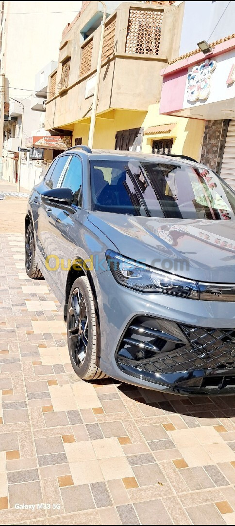 Volkswagen Tiguan 2024 Rlian