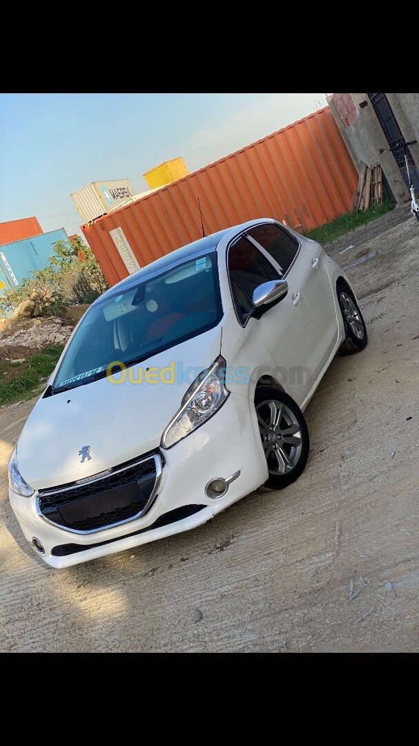 Peugeot 208 2014 Allure