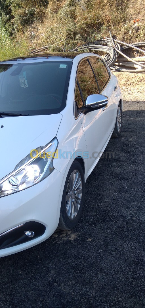 Peugeot 208 2018 Allure Facelift