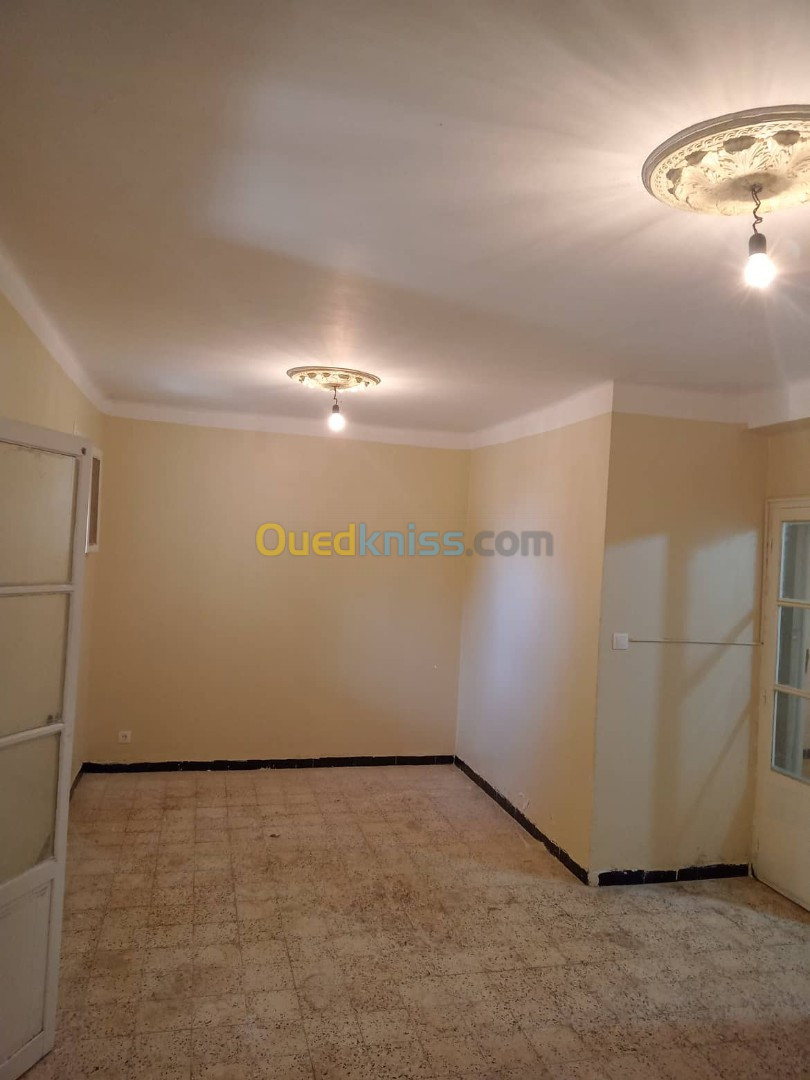 Vente Appartement F3 Tipaza Hadjeret ennous