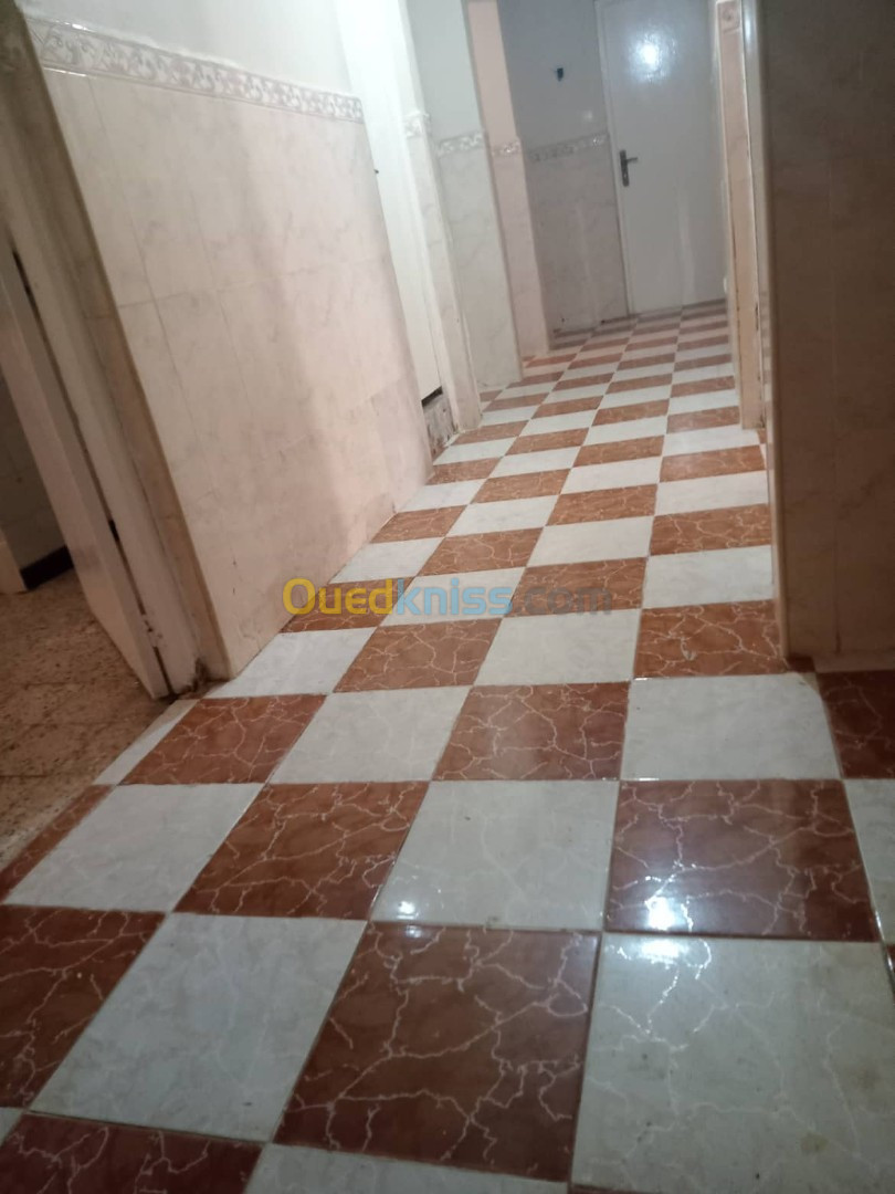 Vente Appartement F3 Tipaza Hadjeret ennous