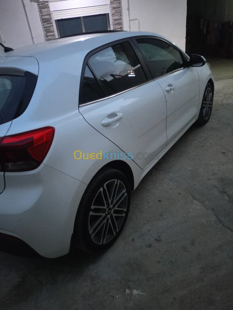 Kia Rio 2018 EX