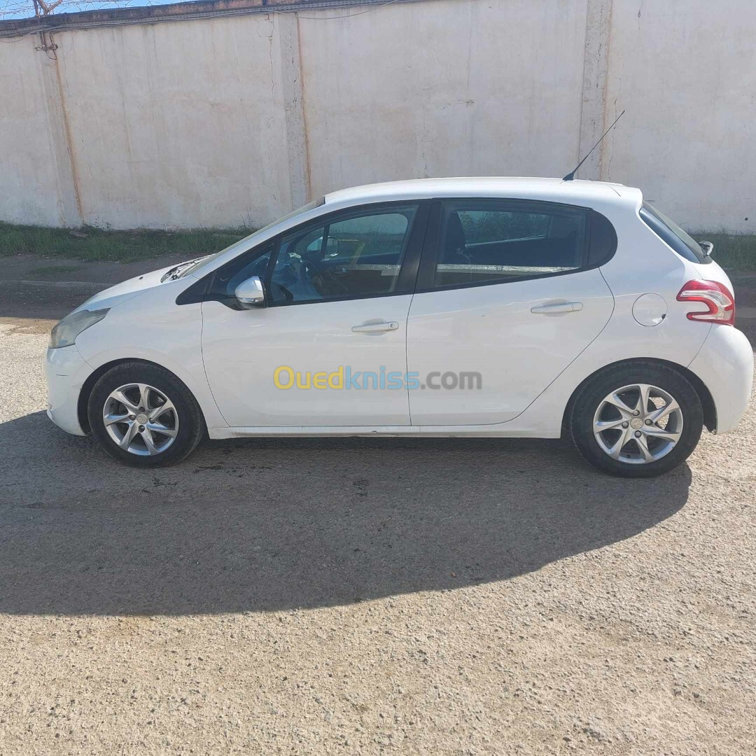 Peugeot 208 2013 Active