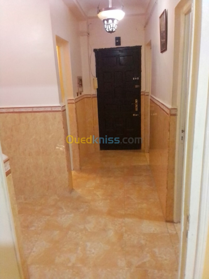 Location Appartement F3 Oran Oran