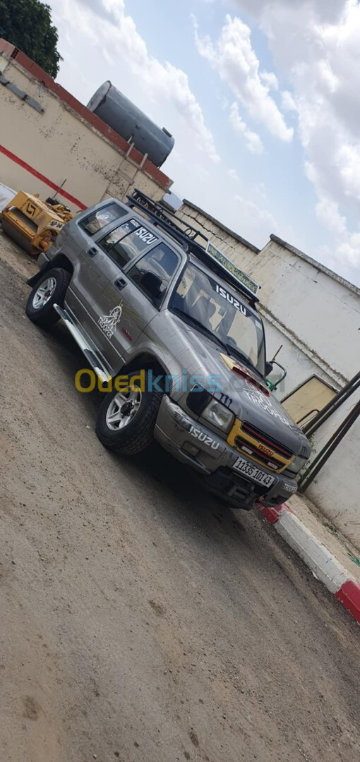 Isuzu Trooper 2001 Trooper