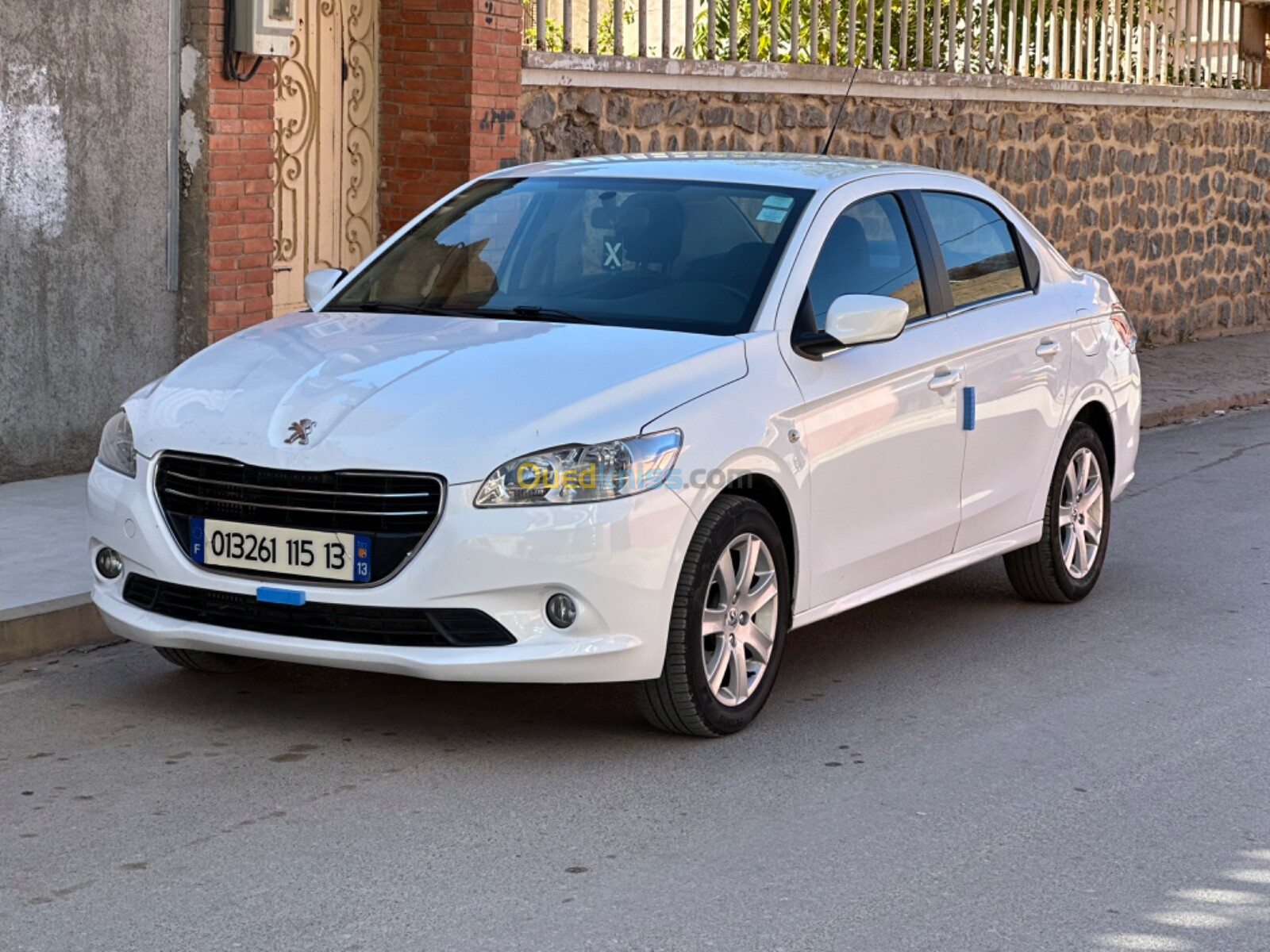 Peugeot 301 2015 301