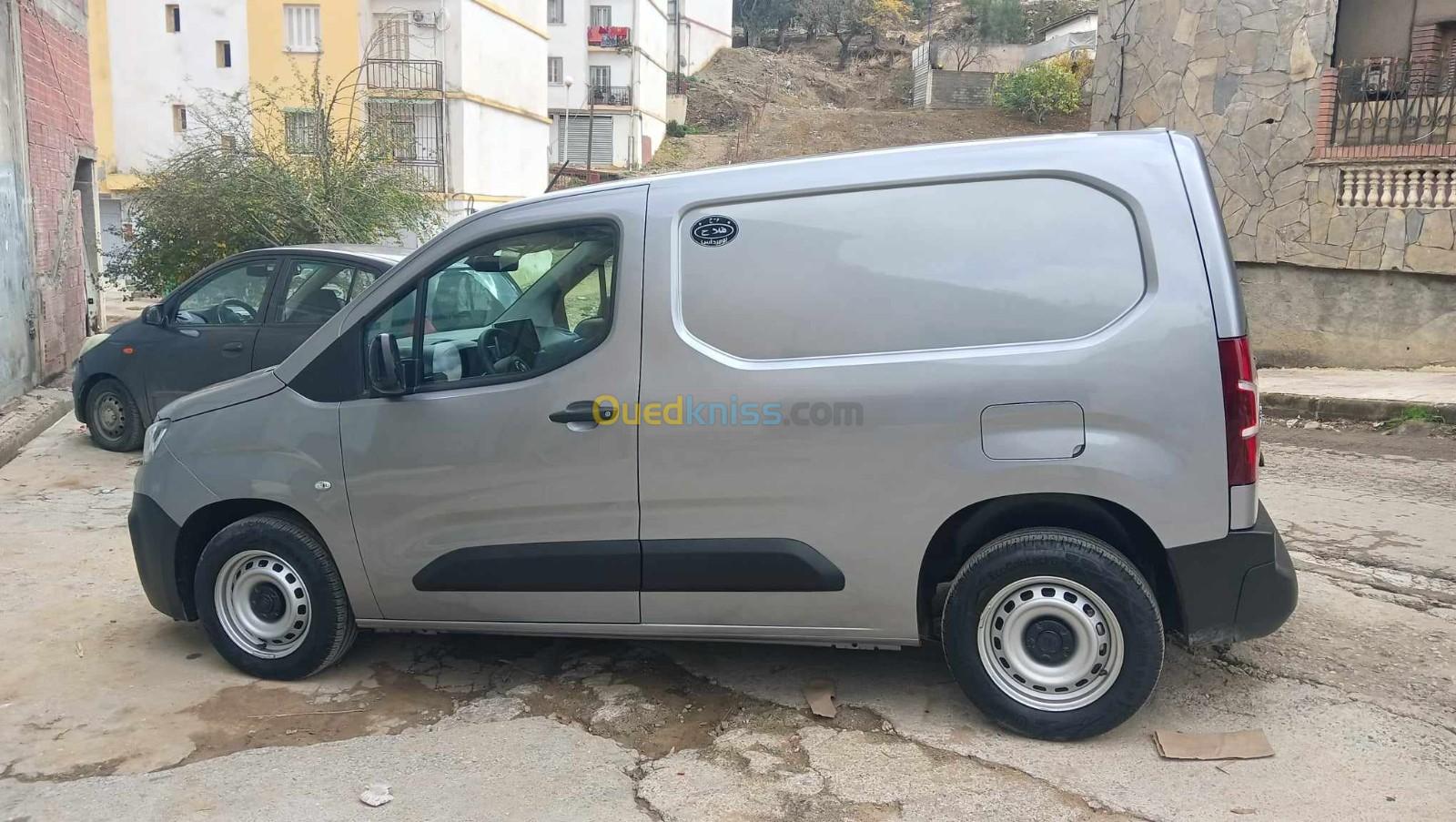 Fiat DOBLO 2023 