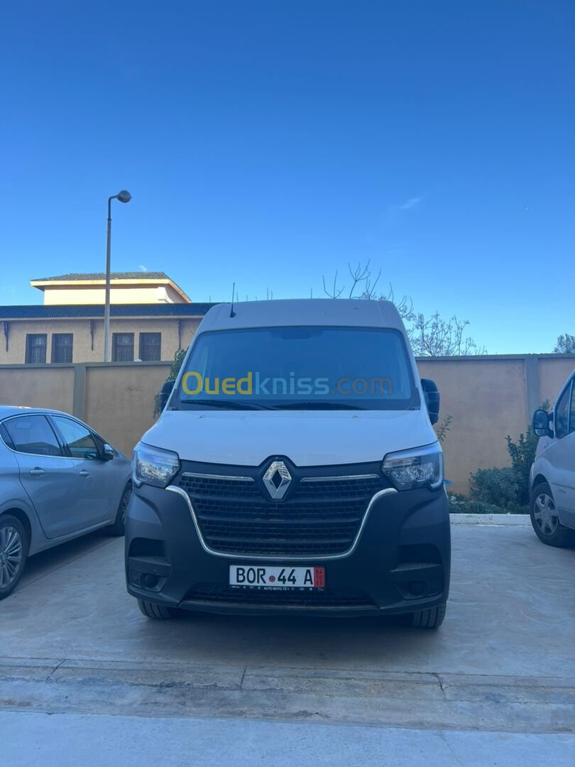 Renault Master 2023 Châssis Moyen