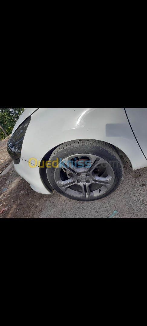 Renault Clio 4 2015 GT Line +