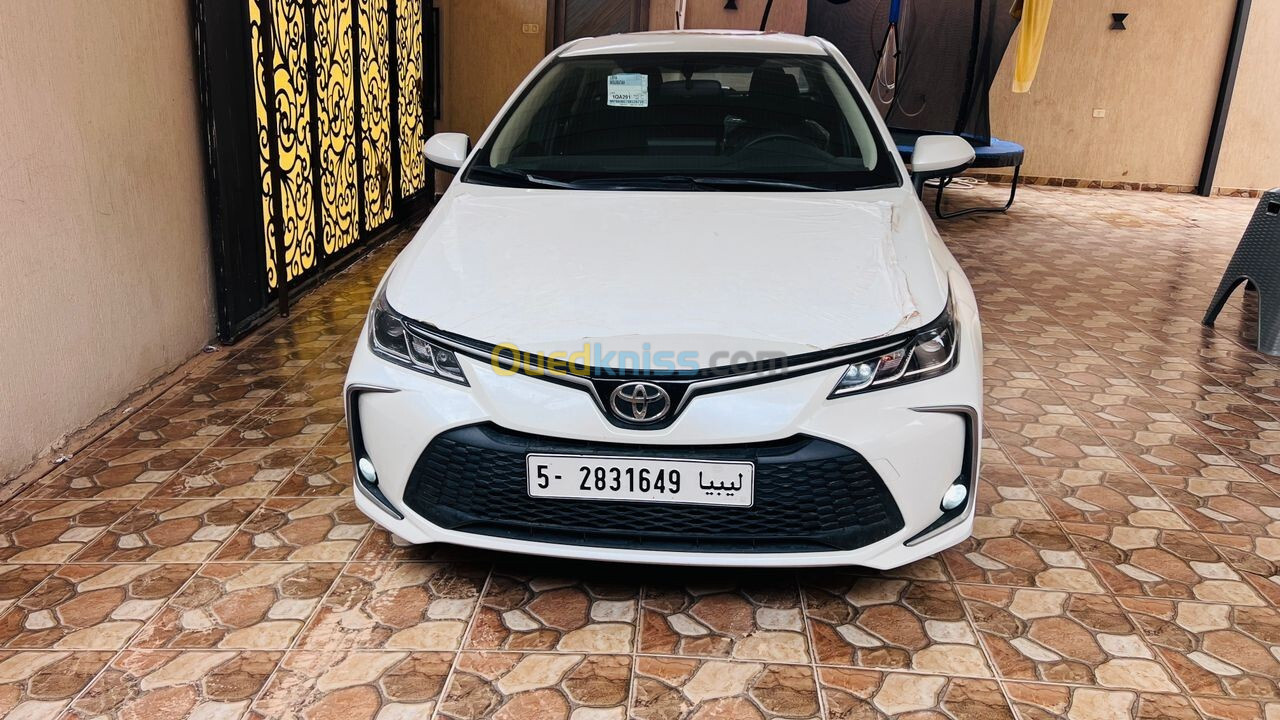 Toyota Corolla 2023 Caméra anti brouillard