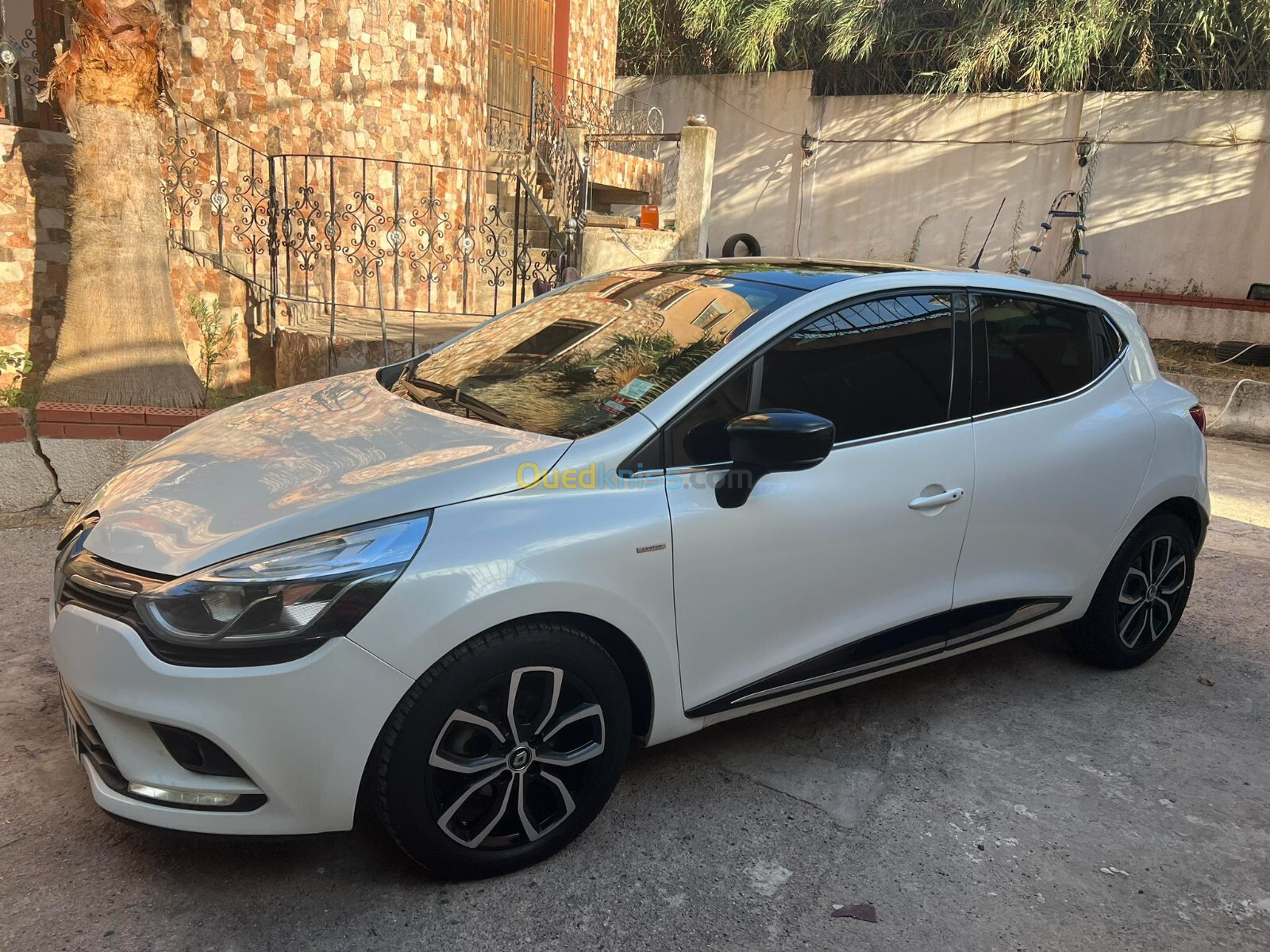 Renault Clio 4 2019 Limited 2