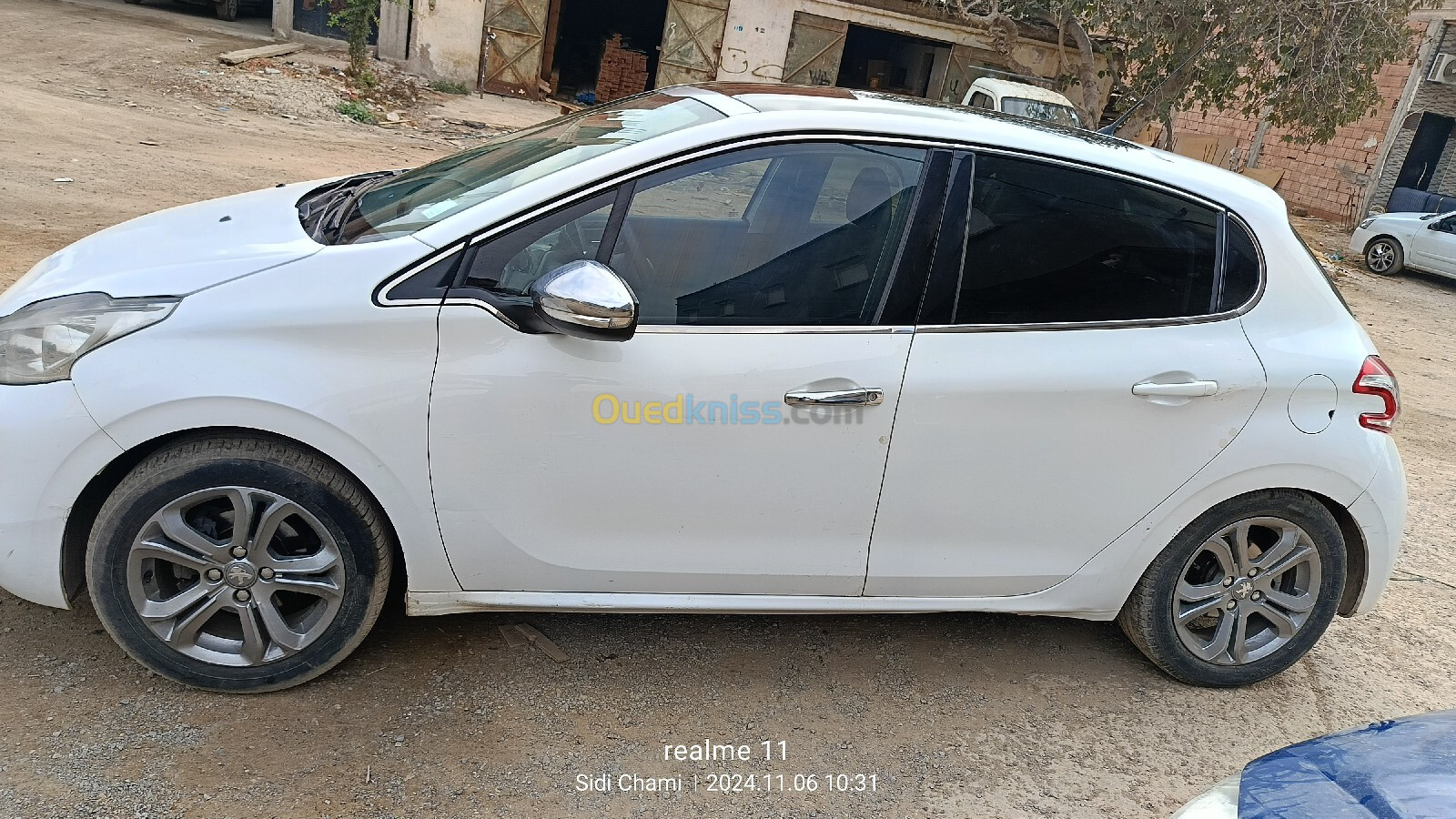 Peugeot 208 2015 Allure