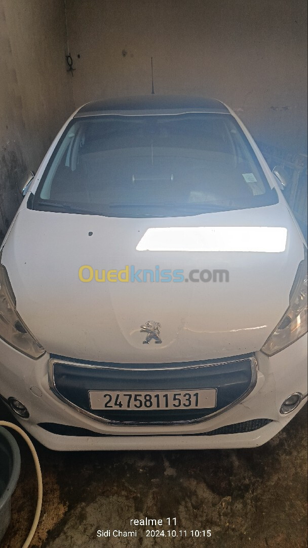 Peugeot 208 2015 Allure