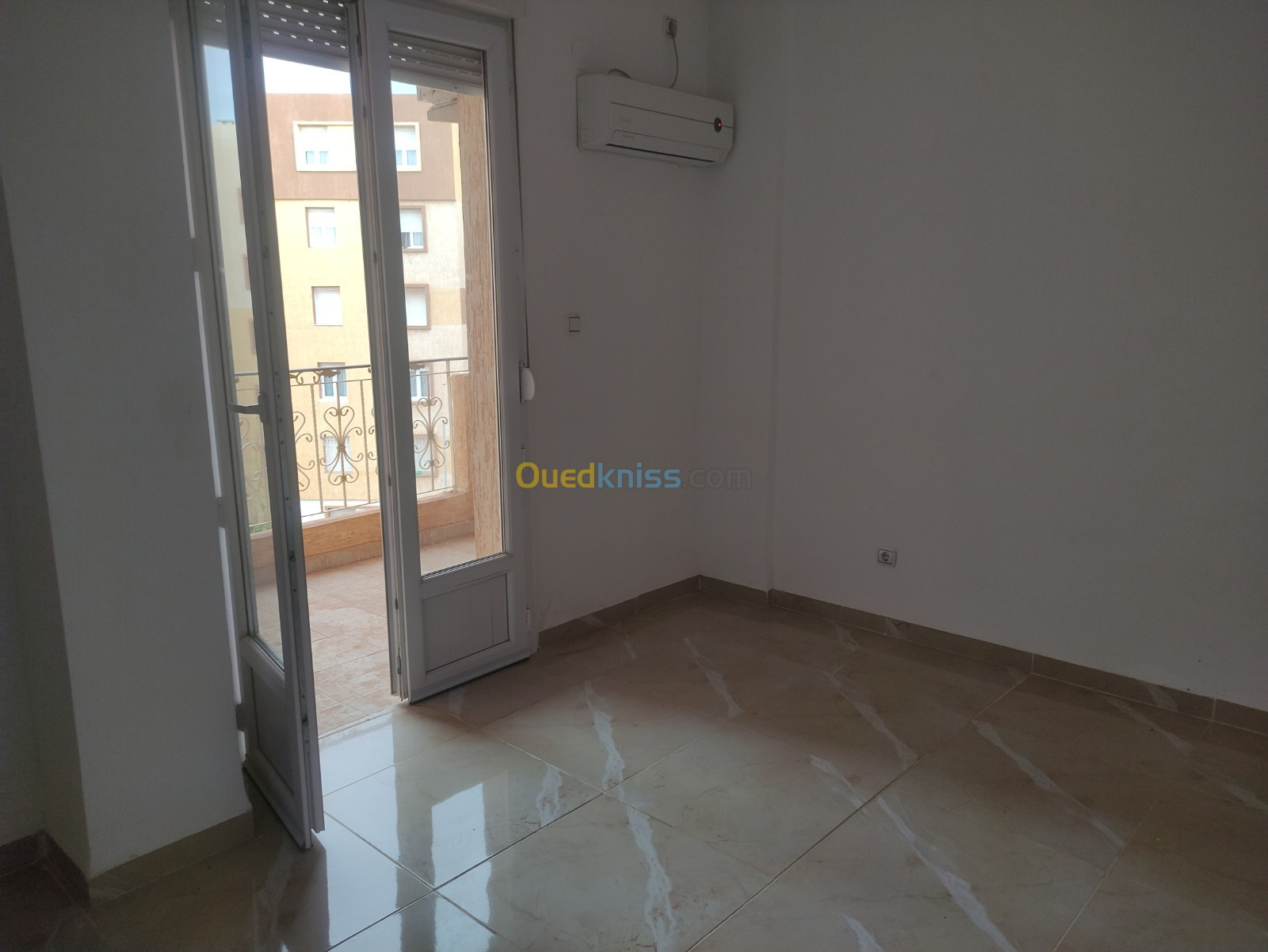 Location Appartement F3 Alger Mahelma