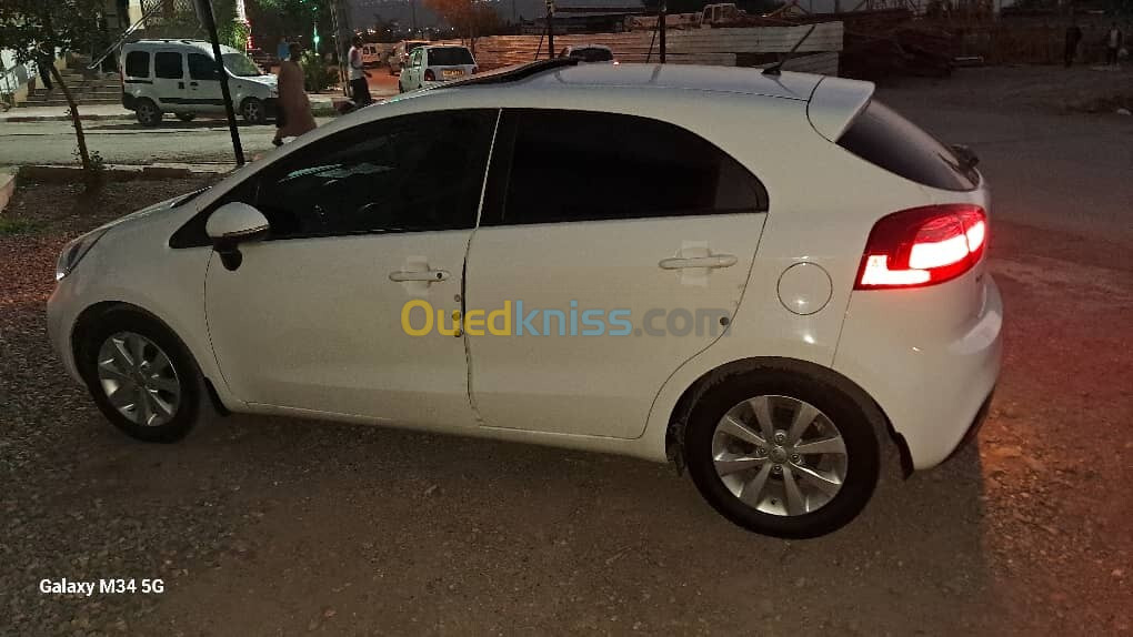 Kia Rio 5 portes 2015 Rio 5 portes