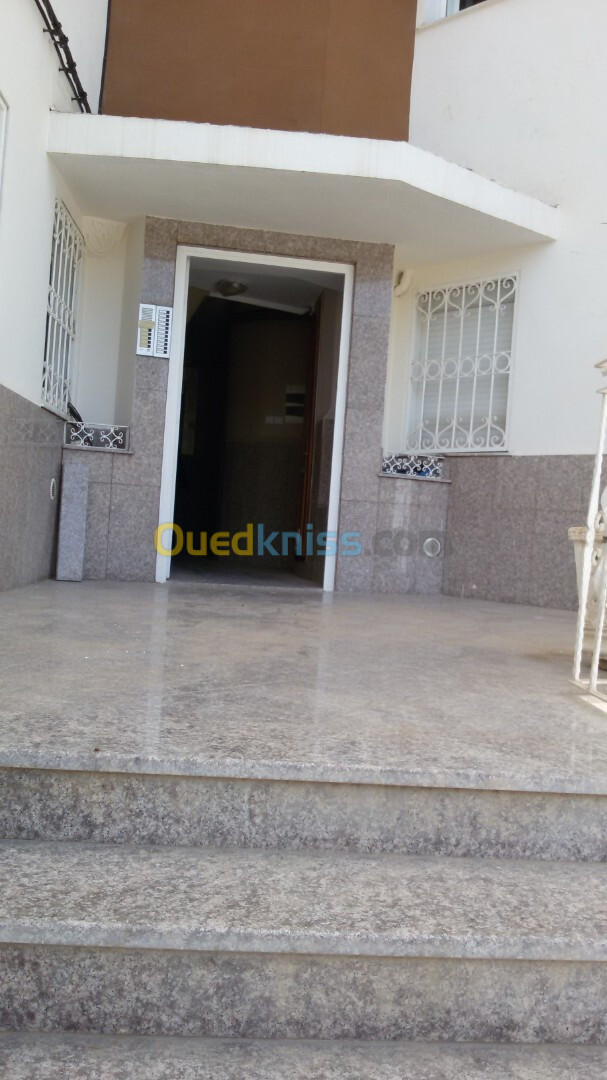 Location Appartement F5 Alger Cheraga