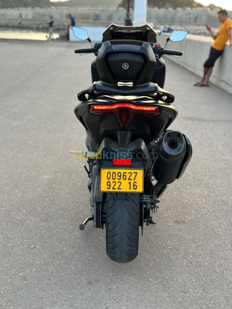 Yamaha Tmax 562 2022