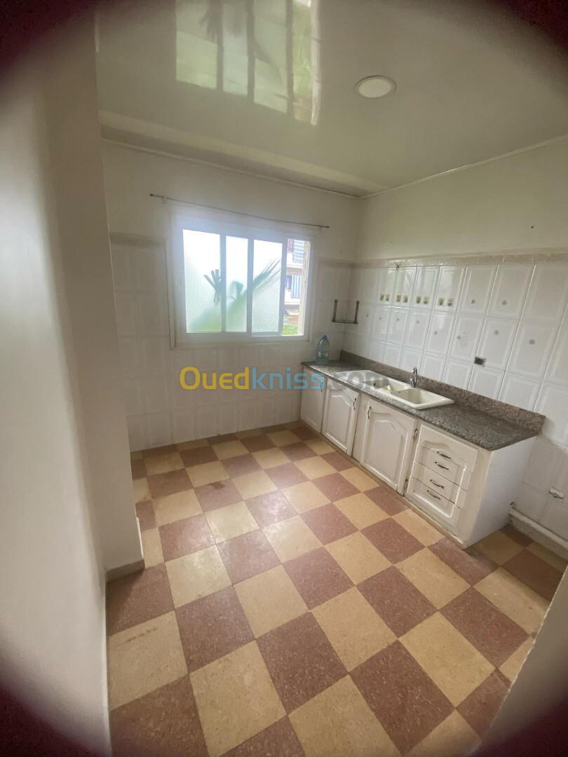 Location Appartement F3 Alger Kouba