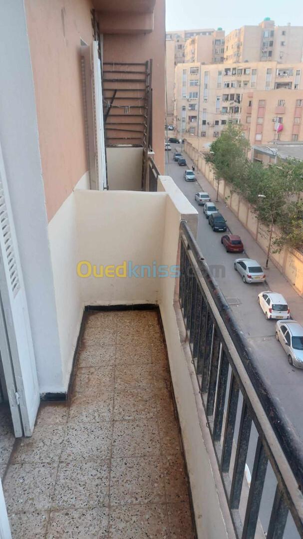 Location Appartement F4 Oran Bir el djir