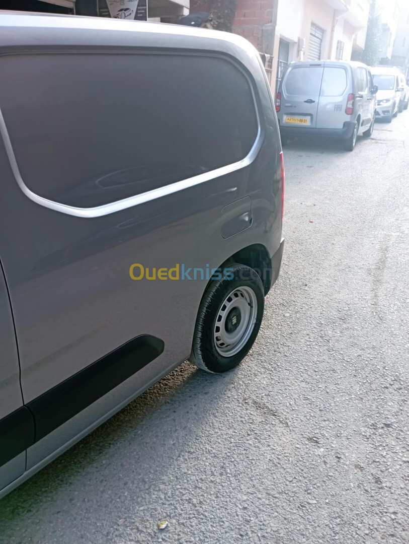 Fiat Doblo 2024 Dz